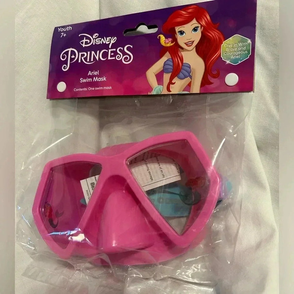 Ariel‎ swim mask - Picture 1 of 7